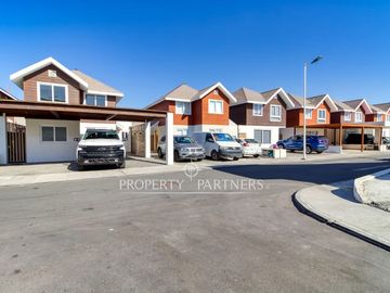 Hermosa casa en venta Costa Laguna