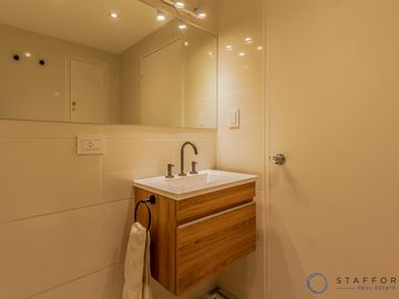 Departamento reciclado de 5 Ambientes en Venta – Retiro, Plaza Libertad