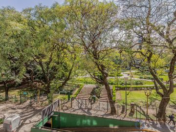 Departamento reciclado de 5 Ambientes en Venta – Retiro, Plaza Libertad