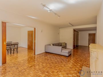 Departamento reciclado de 5 Ambientes en Venta – Retiro, Plaza Libertad