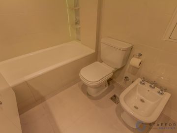 Departamento reciclado de 5 Ambientes en Venta – Retiro, Plaza Libertad