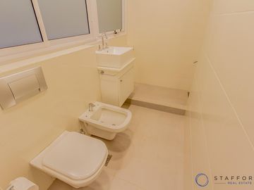 Departamento reciclado de 5 Ambientes en Venta – Retiro, Plaza Libertad