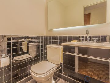 Departamento reciclado de 5 Ambientes en Venta – Retiro, Plaza Libertad