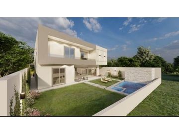 CASA EN VENTA CARRETERA NACIONAL SIERRA ALTA