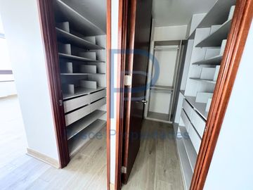 HERMOSO DUPLEX CON MARAVILLOSA VISTA DESPEJADA