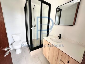 HERMOSO DUPLEX CON MARAVILLOSA VISTA DESPEJADA