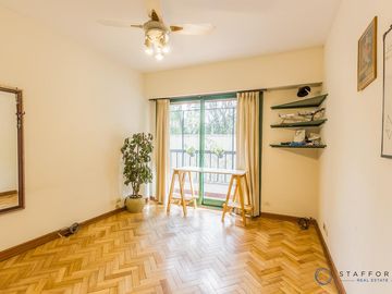 Departamento de 5 ambientes  2 baños completos, cochera baulera - Seguridad 24hs - Venta en Retiro