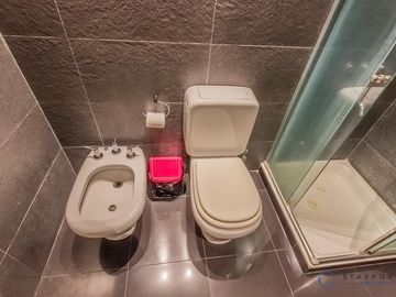 Departamento de 5 ambientes  2 baños completos, cochera baulera - Seguridad 24hs - Venta en Retiro