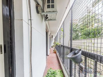 Departamento de 5 ambientes  2 baños completos, cochera baulera - Seguridad 24hs - Venta en Retiro