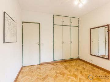 Departamento de 5 ambientes  2 baños completos, cochera baulera - Seguridad 24hs - Venta en Retiro