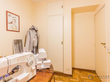 Departamento de 5 ambientes  2 baños completos, cochera baulera - Seguridad 24hs - Venta en Retiro