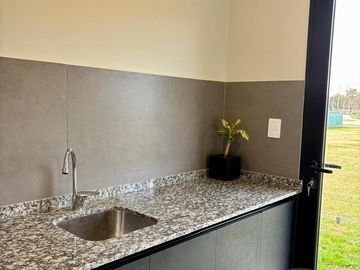 Casa en venta - Barrio Canning Chico