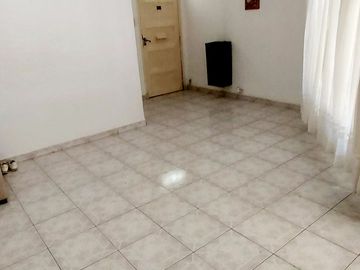 Centro - Casa + Dpto