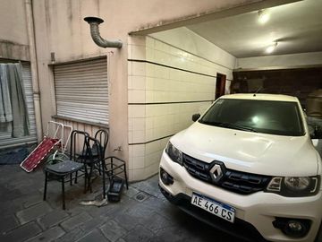 Rocamora 4200, Casa 4 ambientes, con cochera, balcón y terraza, Almagro