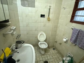 Rocamora 4200, Casa 4 ambientes, con cochera, balcón y terraza, Almagro