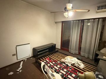 Rocamora 4200, Casa 4 ambientes, con cochera, balcón y terraza, Almagro