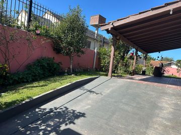 Casa en venta - 3 Dormitorios 2 Baños - Villa Gesell