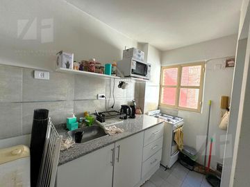 Departamento de 1 dormitorio con balcón a la calle en Nueva Córdoba