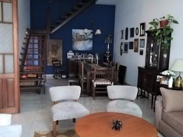Casa en venta en zona residencial de San Isidro
