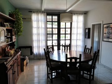 Casa en venta en zona residencial de San Isidro