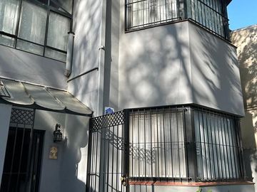 Casa en venta en zona residencial de San Isidro