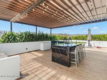 Casa moderna con roof garden y alberca en La Cruz de Huanacaxtle