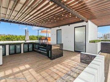 Casa moderna con roof garden y alberca en La Cruz de Huanacaxtle