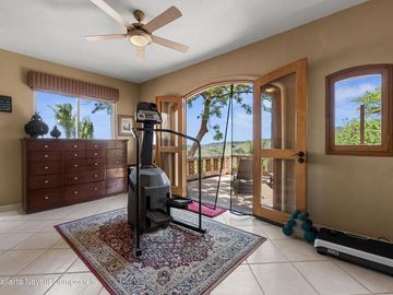 Casa sustentable con jacuzzi y vistas al mar en Higuera Blanca