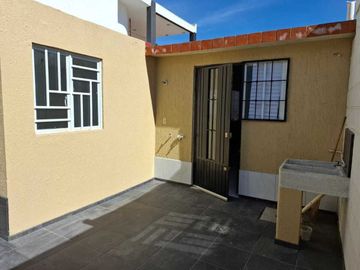 CASA EN VENTA COND. GEOVILLAS LA ARBOLADA TLAJOMULCO