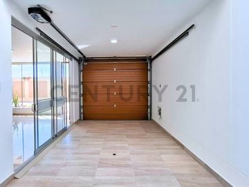 VENTA DE CASA EN ESTRENO EN TACNA