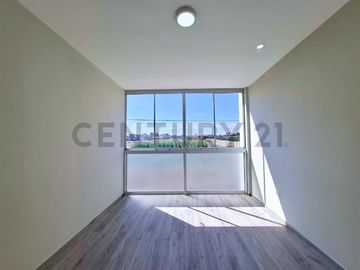 VENTA DE CASA EN ESTRENO EN TACNA