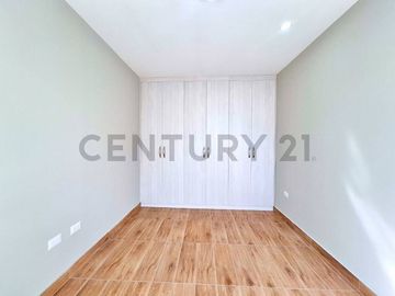 VENTA DE CASA EN ESTRENO EN TACNA