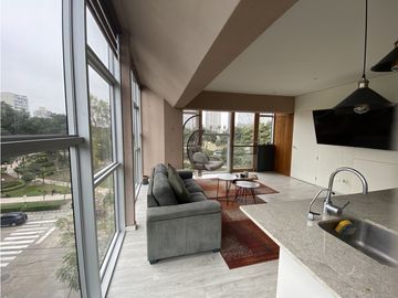 Duplex frente a parque Confraternidad