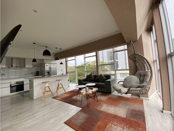 Duplex frente a parque Confraternidad