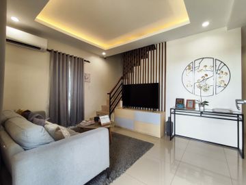 2 Storey Single Detached w/ 3-4 Bedrooms For Sale in Brgy. Malvar Batangas-EA