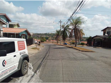 LA CHORRERA / BARRIO COLON / 232M / DUPLEX / 3 HABITACION / PISCINA