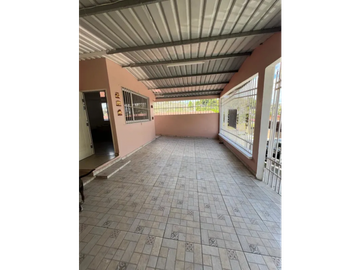 VILLA LUCRE / TERRAZA CERRADA / 3 HABITACIONES / 2 PARKING JC