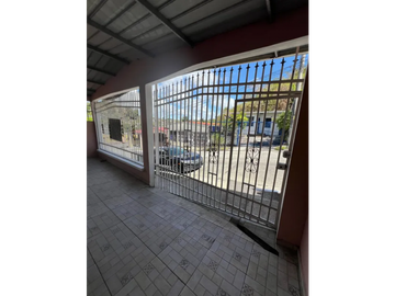 VILLA LUCRE / TERRAZA CERRADA / 3 HABITACIONES / 2 PARKING JC