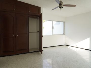 FRACC. REFORMA, Casa en VENTA con doble frente y 3 recamaras