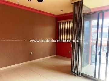 Casa en  VENTA EN SATÉLITE