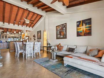 Departamento en  Venta en Las Palmas 1 frente a Marina Vallarta.