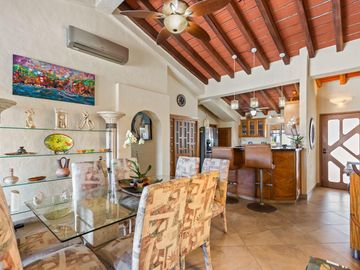 Departamento en  Venta en Las Palmas 1 frente a Marina Vallarta.