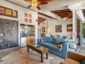 Departamento en  Venta en Las Palmas 1 frente a Marina Vallarta.