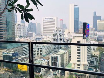 2 bed Condo in The Met Thungmahamek Sub District C013121