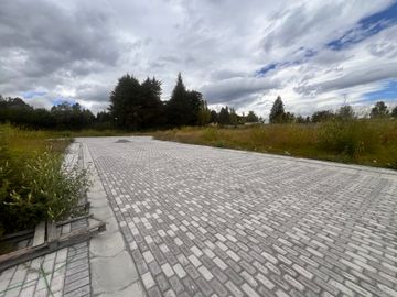 Lotes de 1000 m² de Venta en Puembo