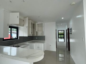 Single Detached w/4 Bedrooms For Sale in Brgy. Mabini, Lipa City, Batangas-EA