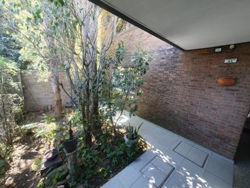 CASA 4 AMB EN GARIN CENTRO CON PILETA
