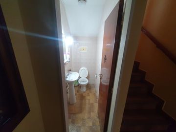 CASA 4 AMB EN GARIN CENTRO CON PILETA