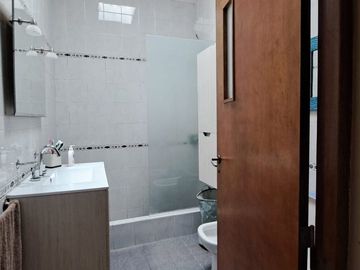 VENTA CASA 2 DORMITORIOS ZONA SUR- APTO CREDITO