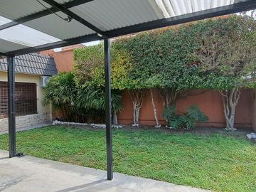 VENTA CASA 2 DORMITORIOS ZONA SUR- APTO CREDITO